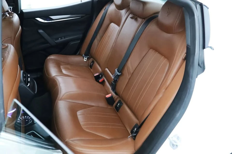 2014 Maserati Ghibli 3rd Gen - Image 9 of 20