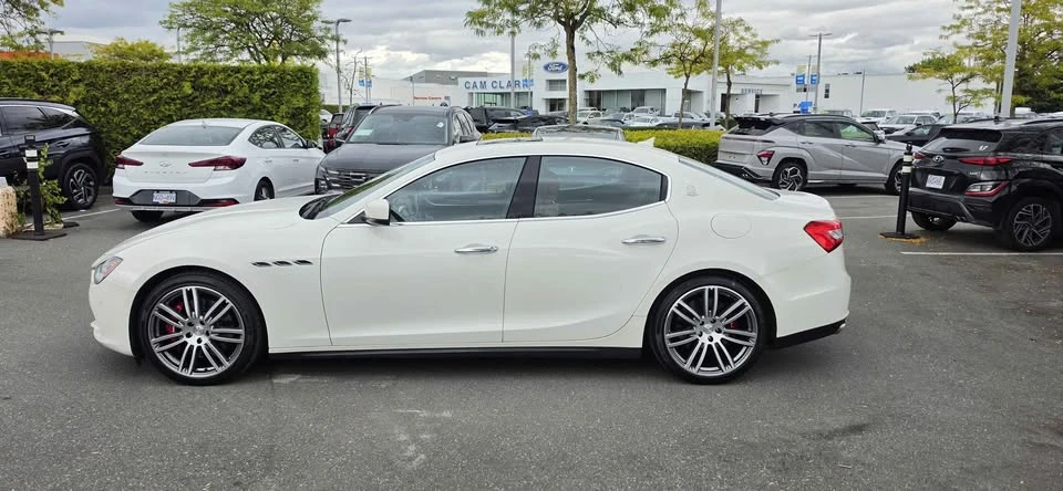 2014 Maserati Ghibli 3rd Gen - Image 9 of 20
