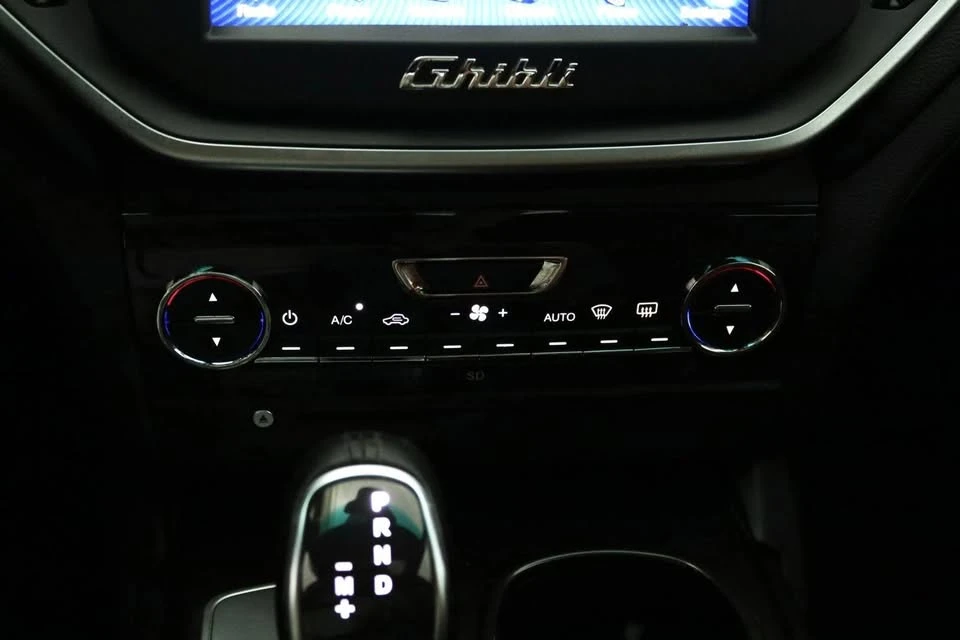 2014 Maserati Ghibli 3rd Gen - Image 16 of 20