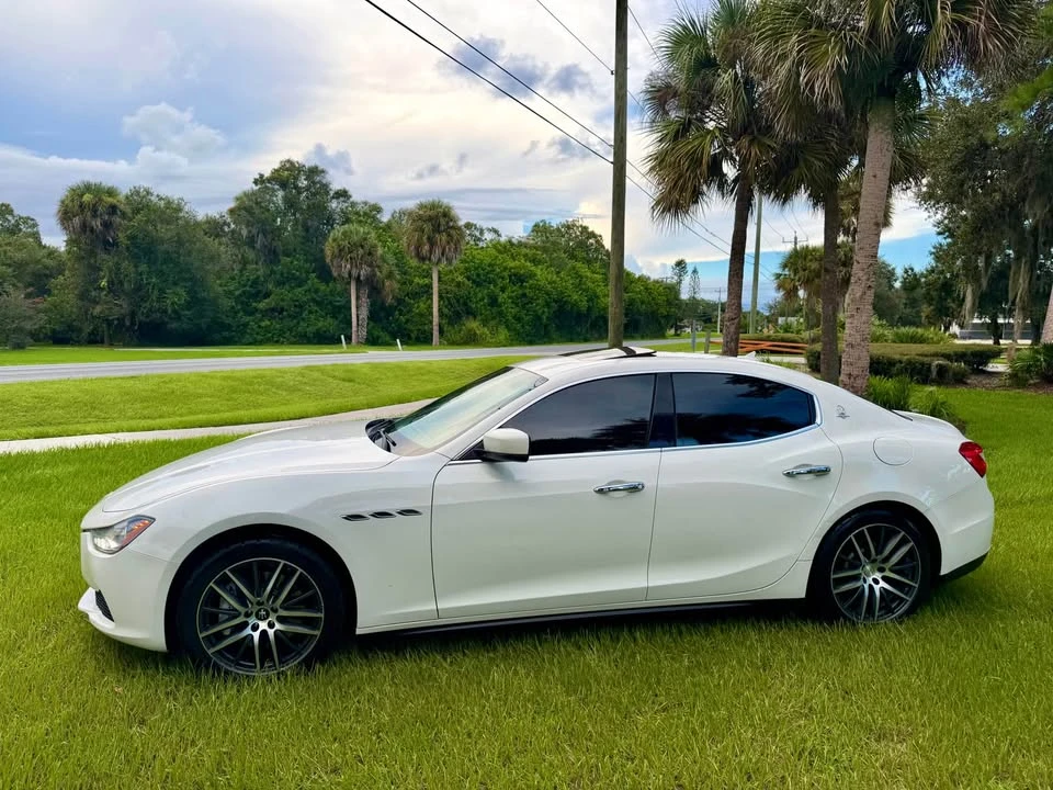 2014 Maserati Ghibli 3rd Gen - Image 7 of 13