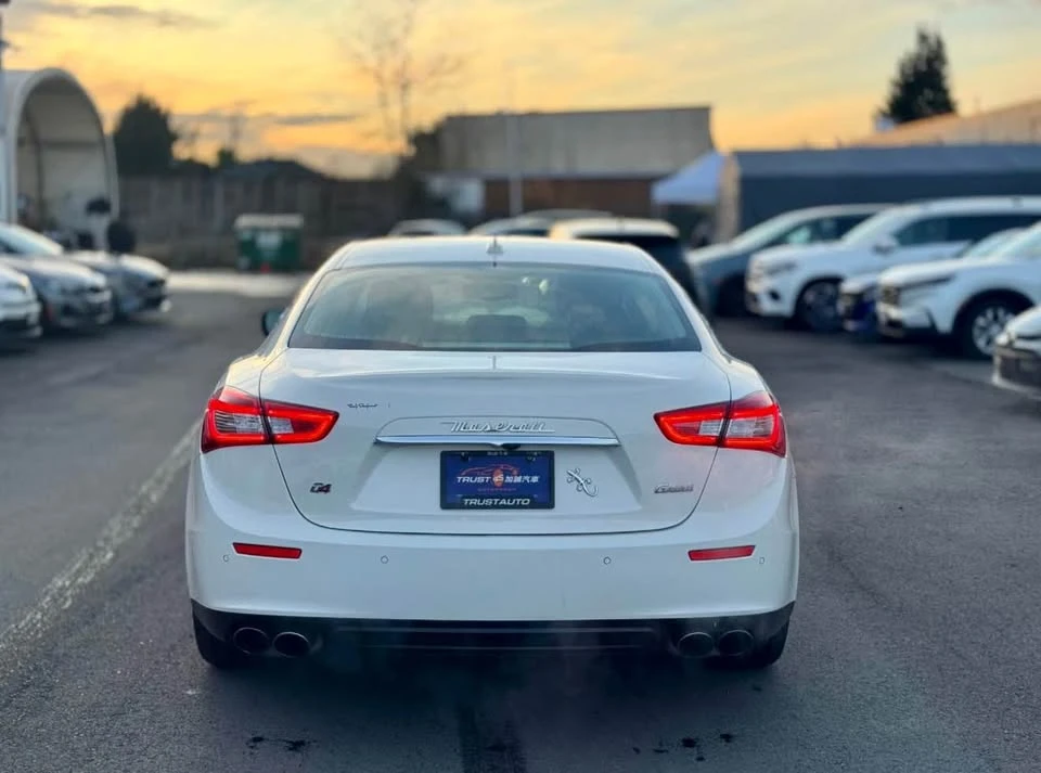 2014 Maserati Ghibli 3rd Gen - Image 5 of 19