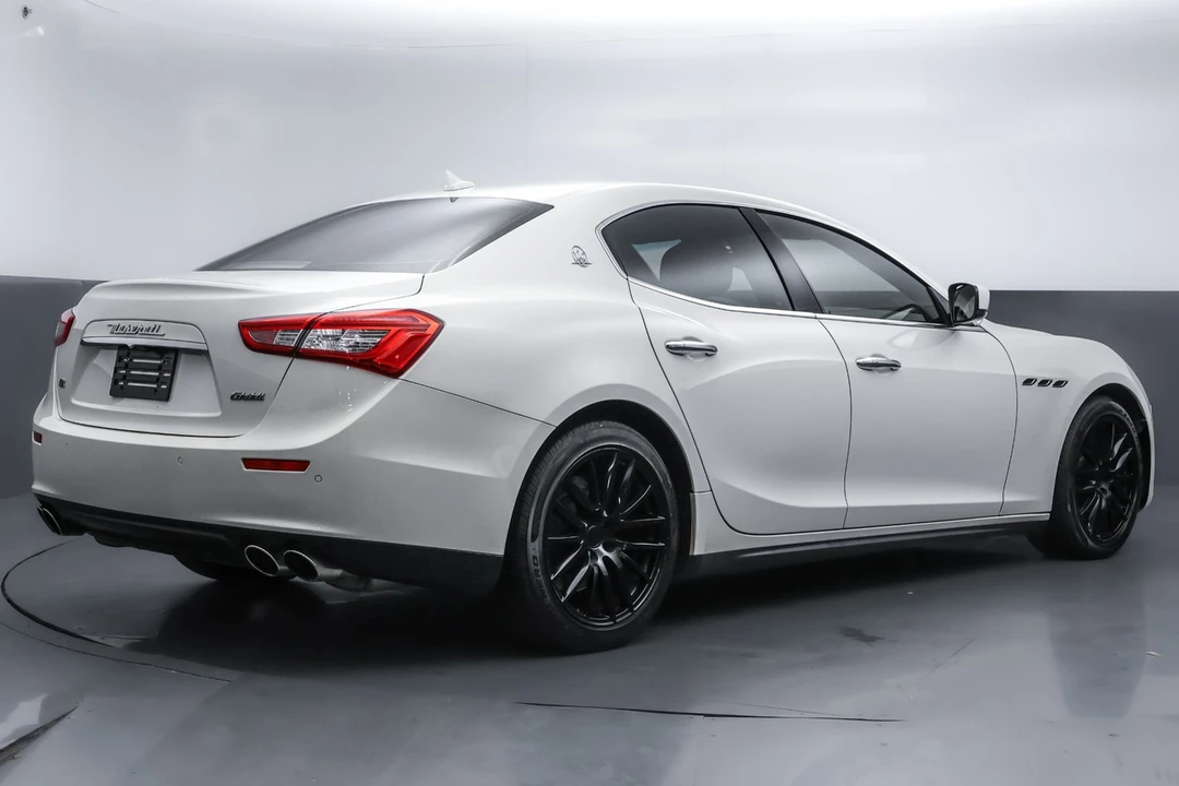 2014 Maserati Ghibli 3rd Gen - Image 3 of 21