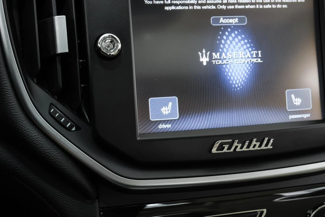 2014 Maserati Ghibli 3rd Gen - Image 22 of 31