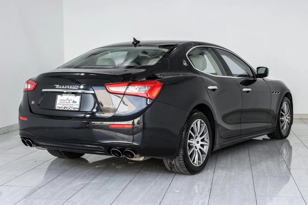 2014 Maserati Ghibli 3rd Gen - Image 7 of 31