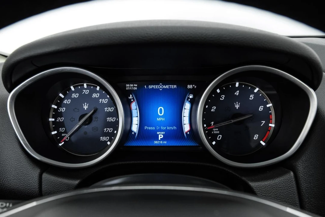 2014 Maserati Ghibli 3rd Gen - Image 18 of 31