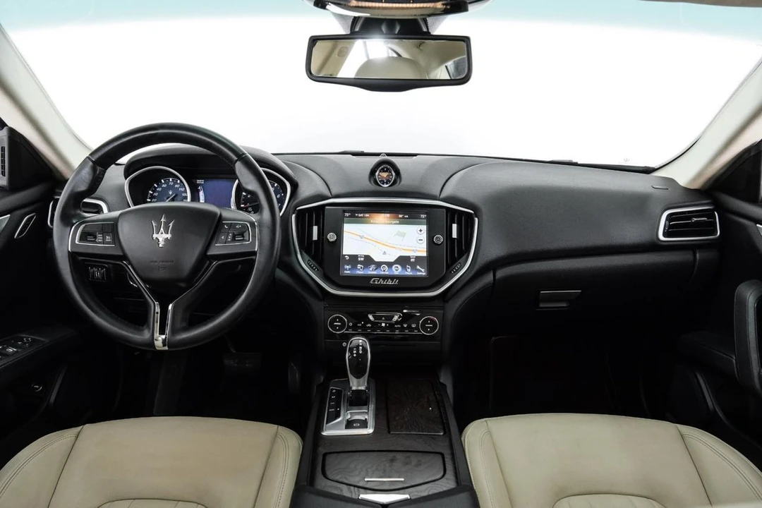2014 Maserati Ghibli 3rd Gen - Image 12 of 31