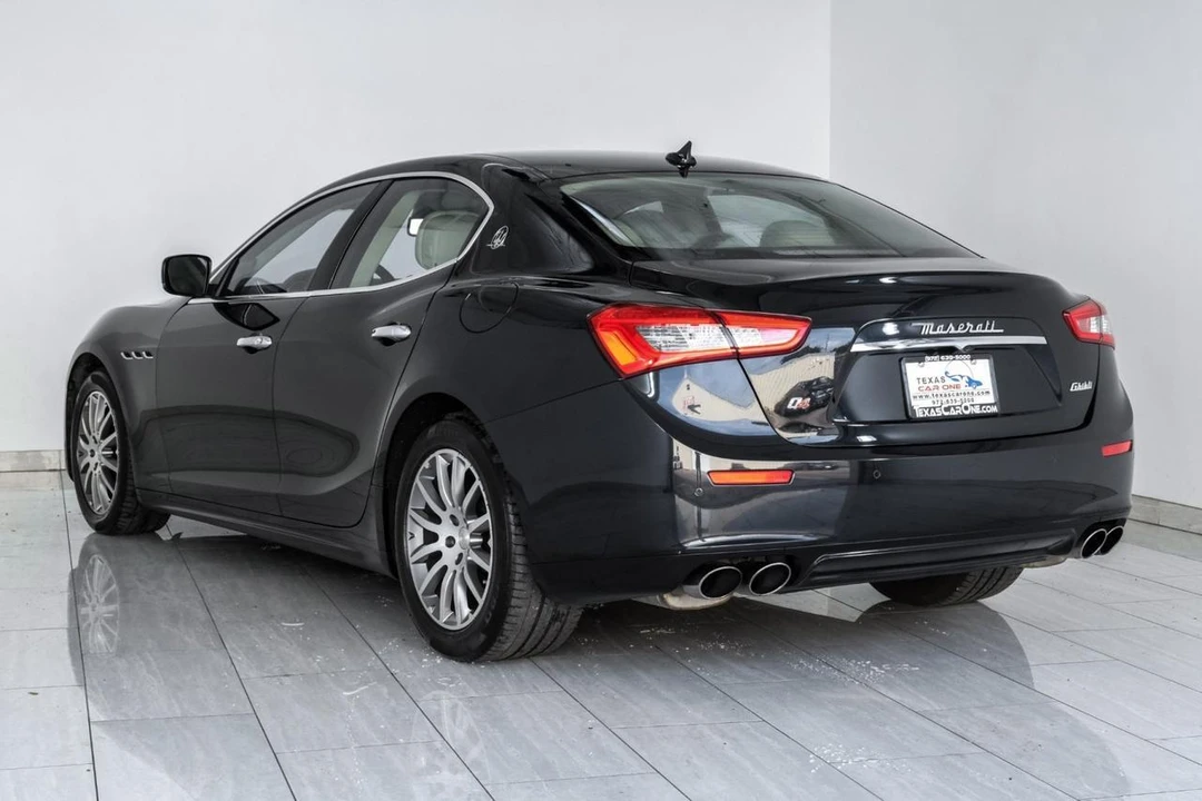 2014 Maserati Ghibli 3rd Gen - Image 9 of 31