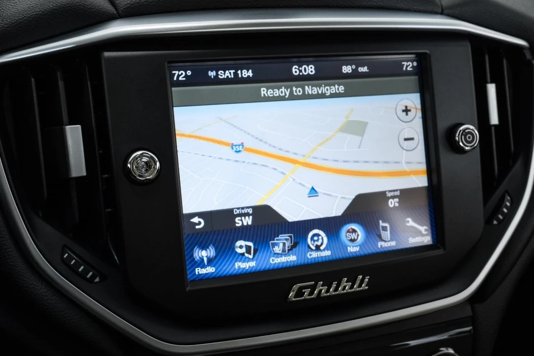 2014 Maserati Ghibli 3rd Gen - Image 21 of 31