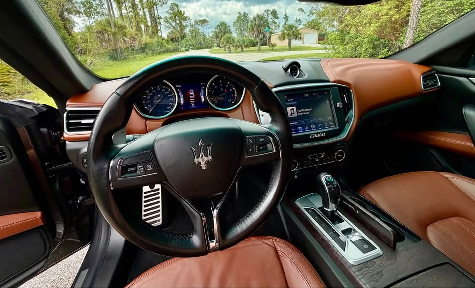 2014 Maserati Ghibli 3rd Gen - Image 11 of 13