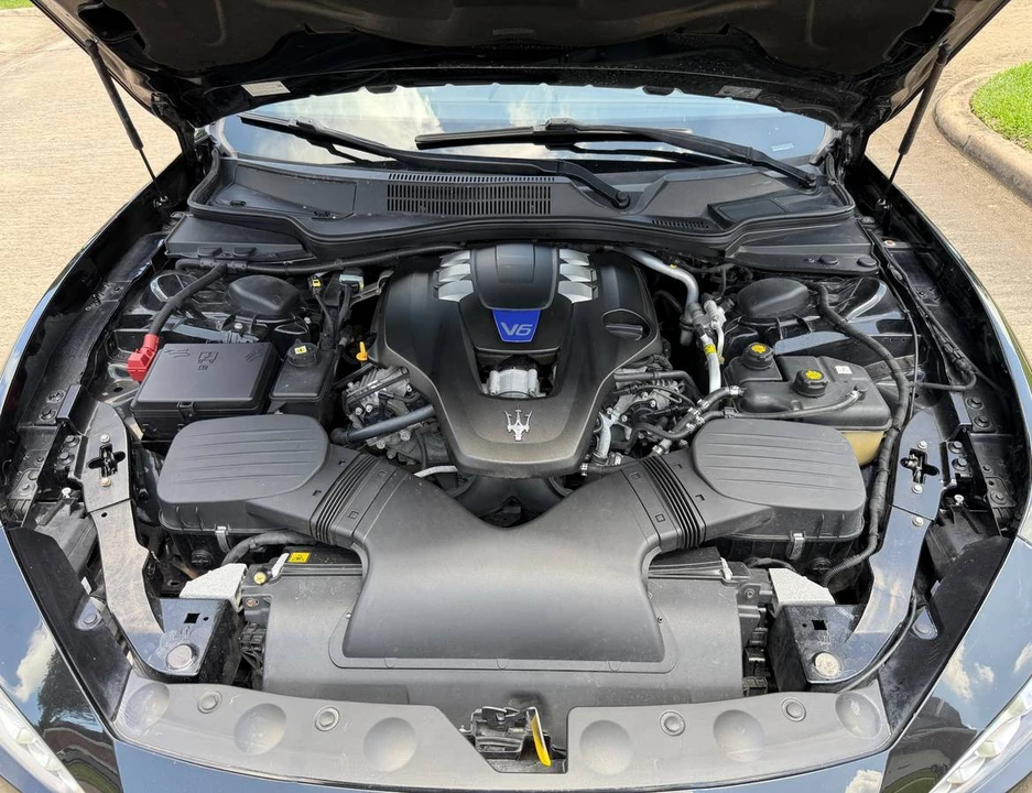 2014 Maserati Ghibli 3rd Gen - Image 14 of 14