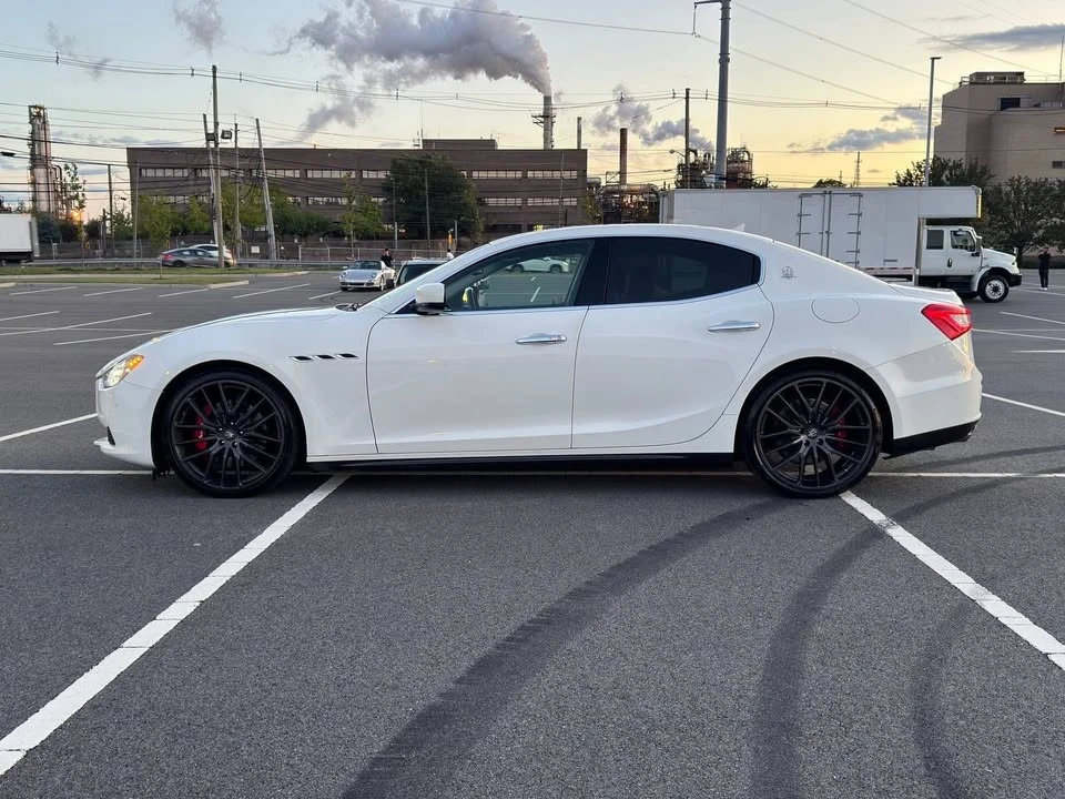 2014 Maserati Ghibli 3rd Gen - Image 5 of 17