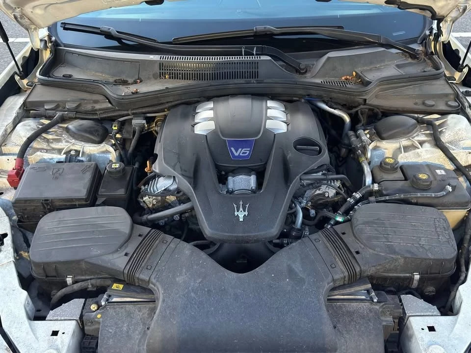 2014 Maserati Ghibli 3rd Gen - Image 15 of 17