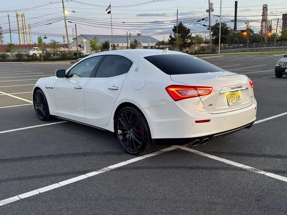 2014 Maserati Ghibli 3rd Gen - Image 6 of 17