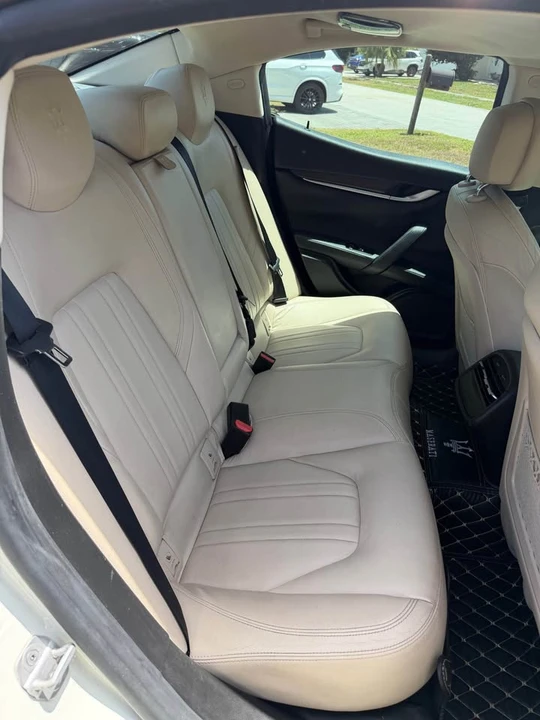 2014 Maserati Ghibli 3rd Gen - Image 13 of 20