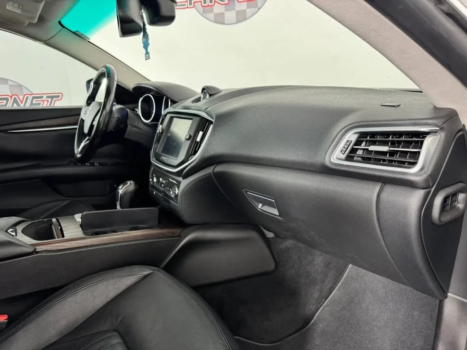2014 Maserati Ghibli 3rd Gen - Image 12 of 20