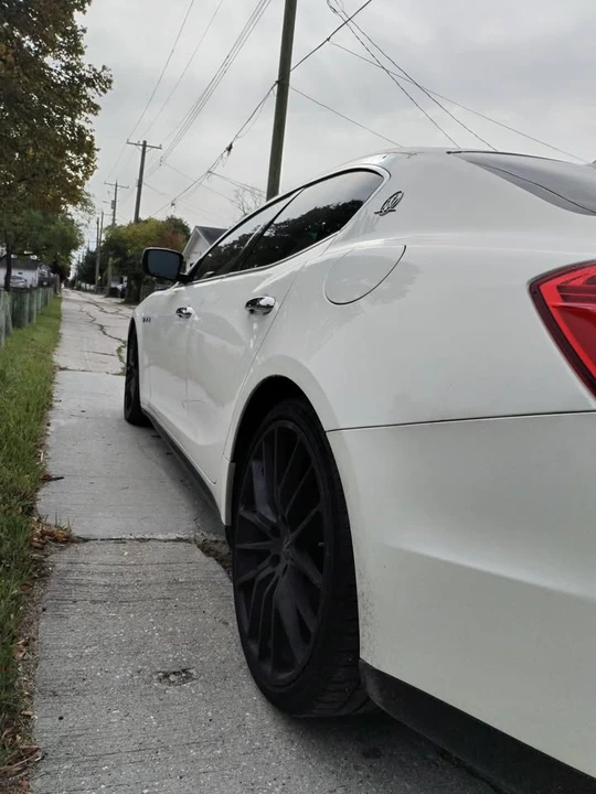 2014 Maserati Ghibli 3rd Gen - Image 13 of 16