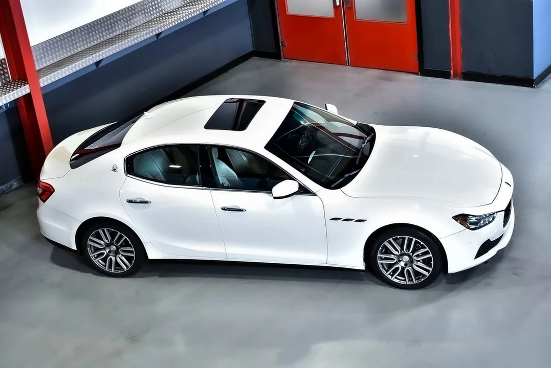 2014 Maserati Ghibli 3rd Gen - Image 12 of 30