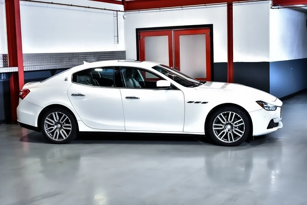 2014 Maserati Ghibli 3rd Gen - Image 8 of 30