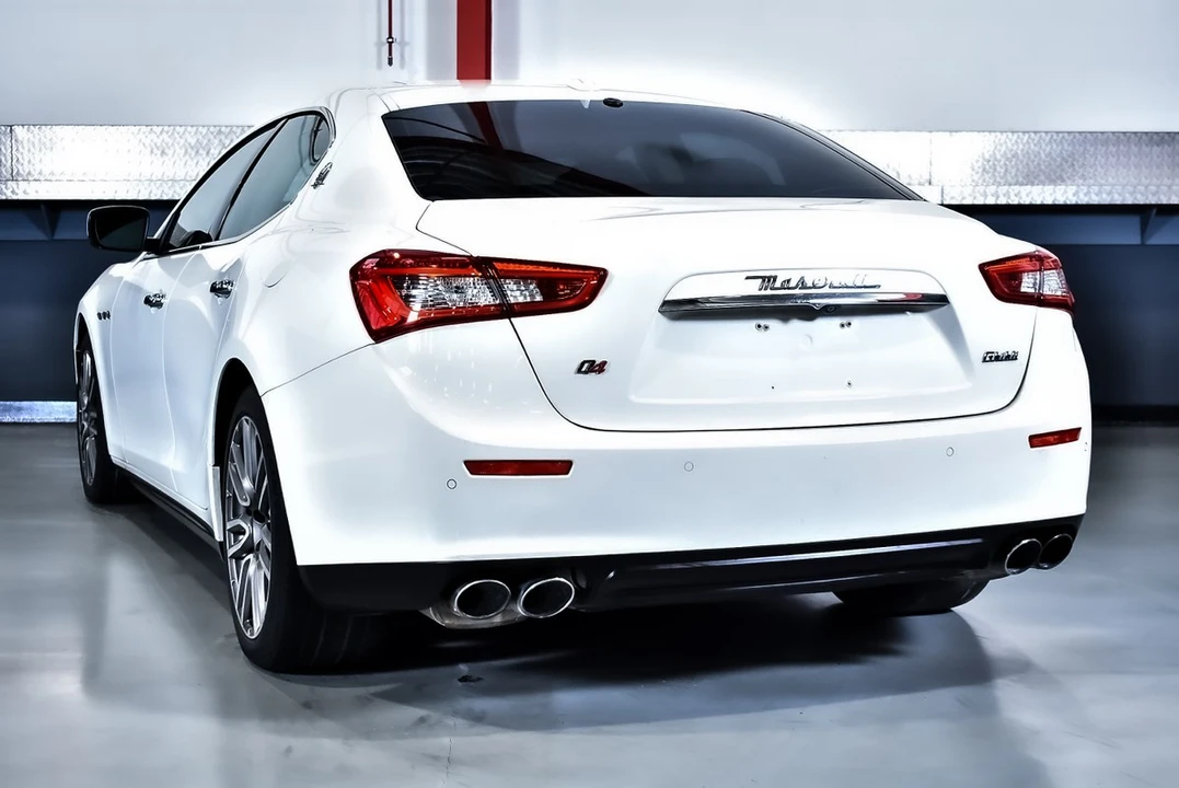 2014 Maserati Ghibli 3rd Gen - Image 16 of 30