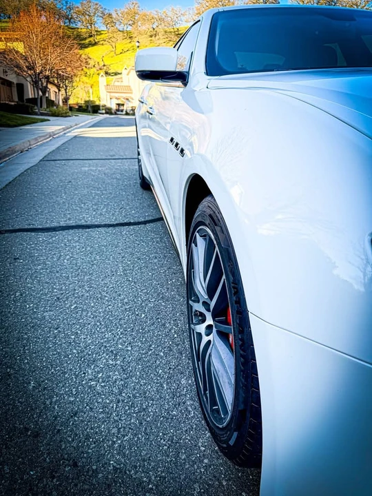 2014 Maserati Ghibli 3rd Gen - Image 5 of 14