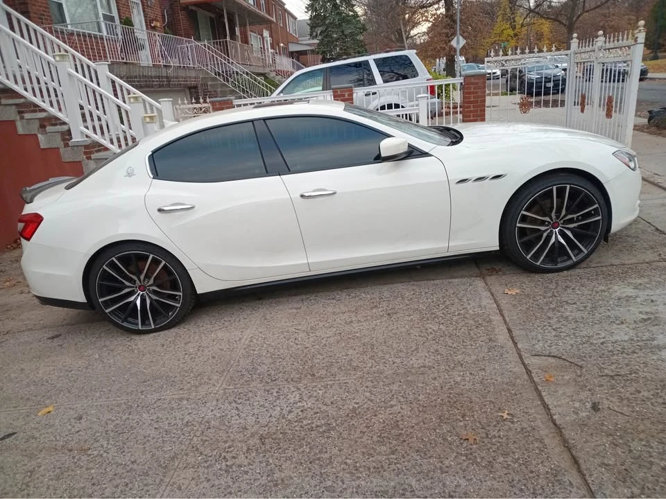 2014 Maserati Ghibli 3rd Gen - Image 5 of 11