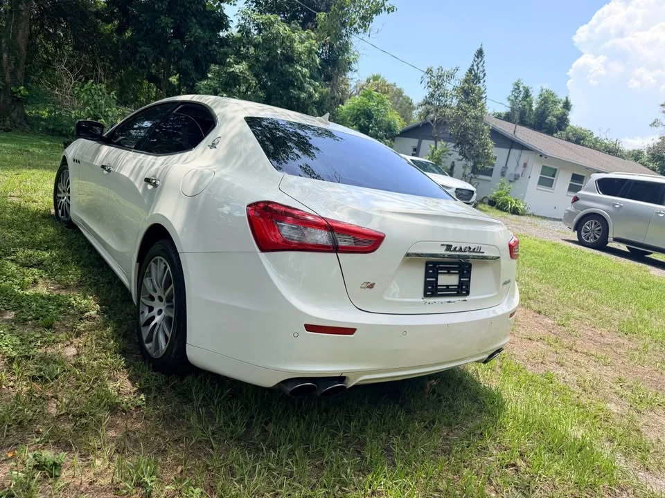 2014 Maserati Ghibli 3rd Gen - Image 9 of 12