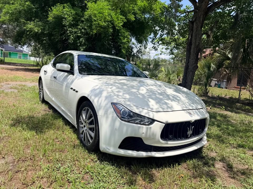 2014 Maserati Ghibli 3rd Gen - Image 11 of 12