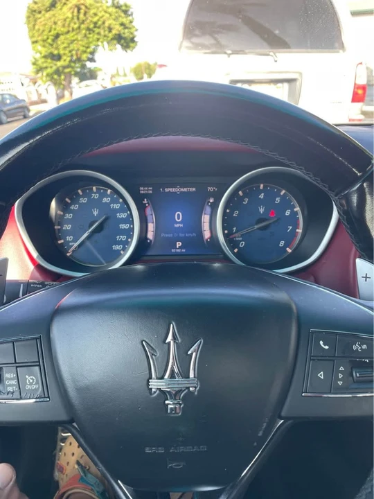2014 Maserati Ghibli 3rd Gen - Image 17 of 18