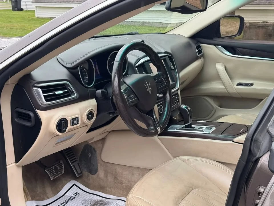 2014 Maserati Ghibli 3rd Gen - Image 10 of 19