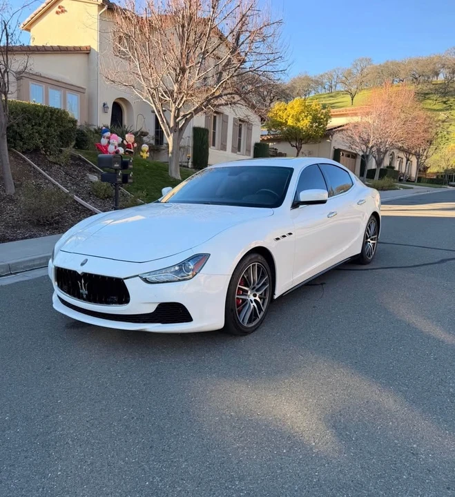 2014 Maserati Ghibli 3rd Gen - Image 2 of 9