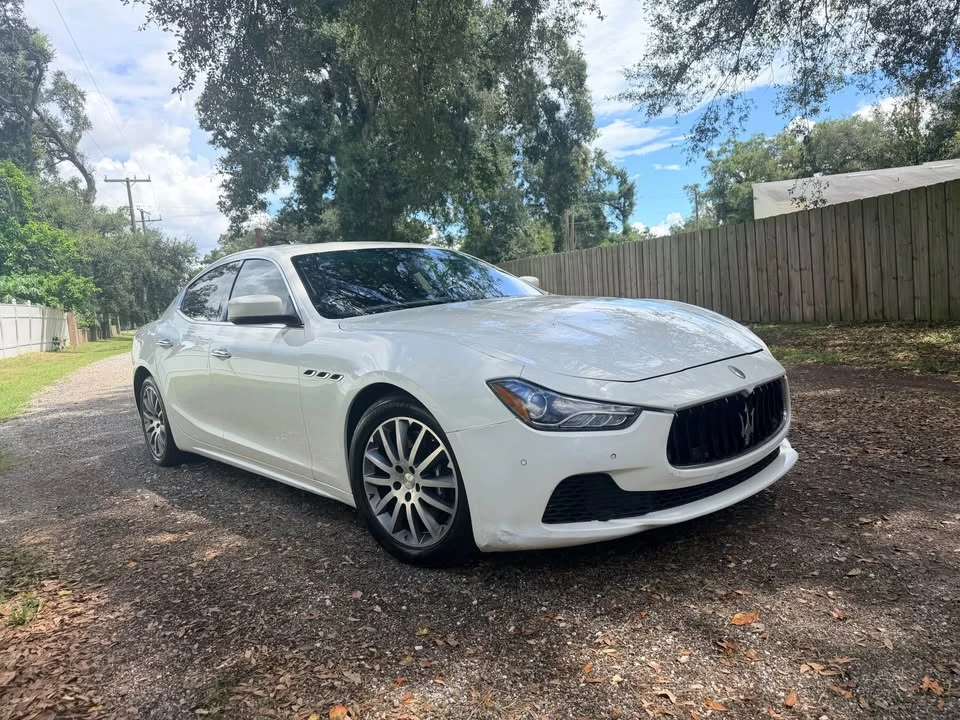 2014 Maserati Ghibli 3rd Gen - Image 3 of 12