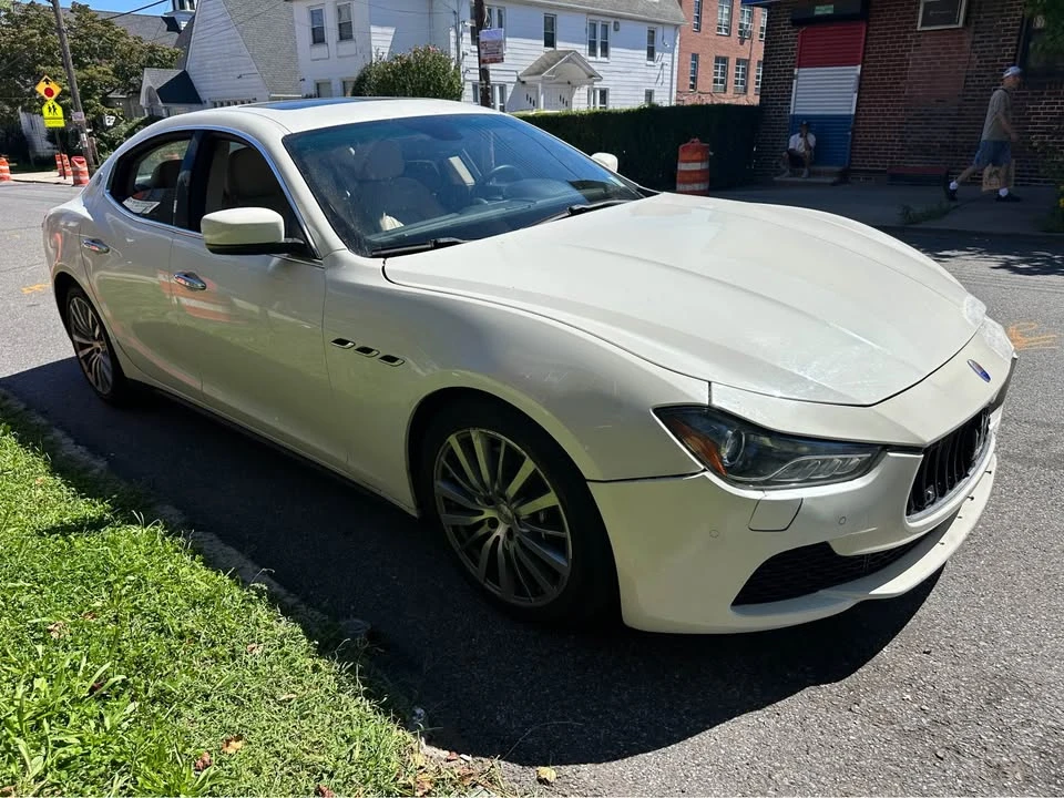 2014 Maserati Ghibli 3rd Gen - Image 7 of 12
