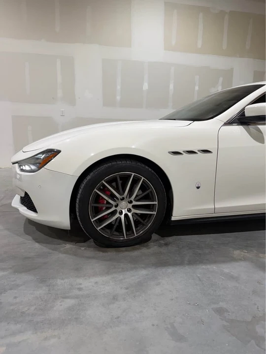 2014 Maserati Ghibli 3rd Gen - Image 2 of 19