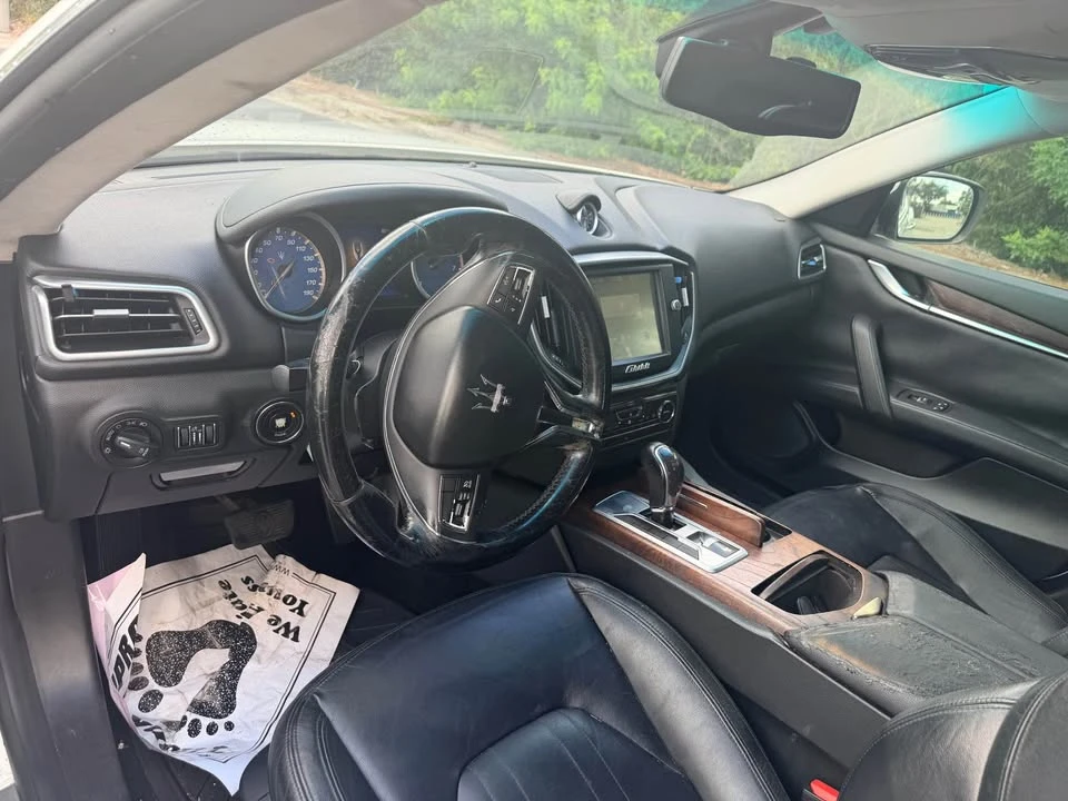 2014 Maserati Ghibli 3rd Gen - Image 5 of 10