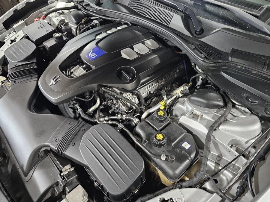 2014 Maserati Ghibli 3rd Gen - Image 11 of 11