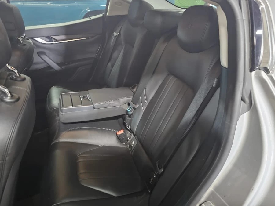 2014 Maserati Ghibli 3rd Gen - Image 6 of 11