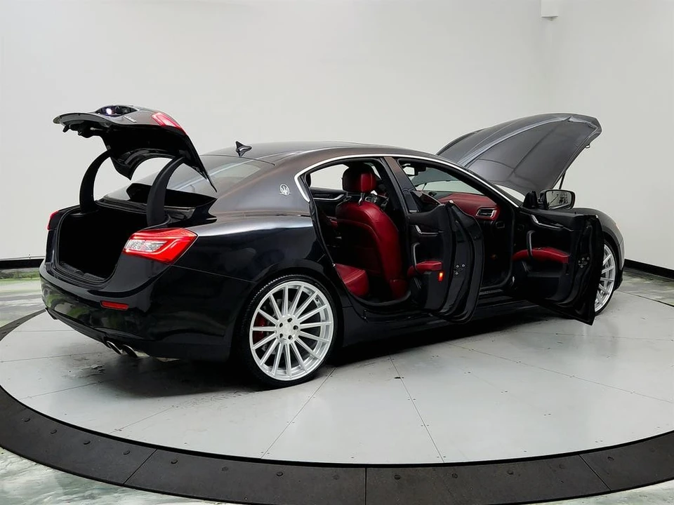 2014 Maserati Ghibli 3rd Gen - Image 11 of 12