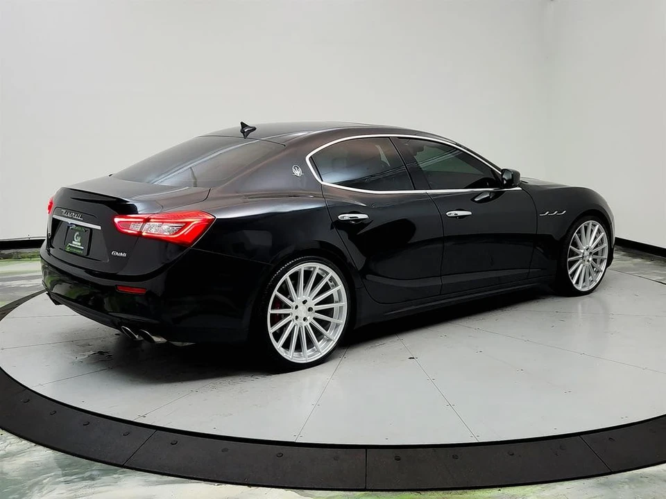 2014 Maserati Ghibli 3rd Gen - Image 5 of 12