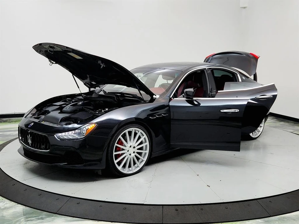 2014 Maserati Ghibli 3rd Gen - Image 9 of 12