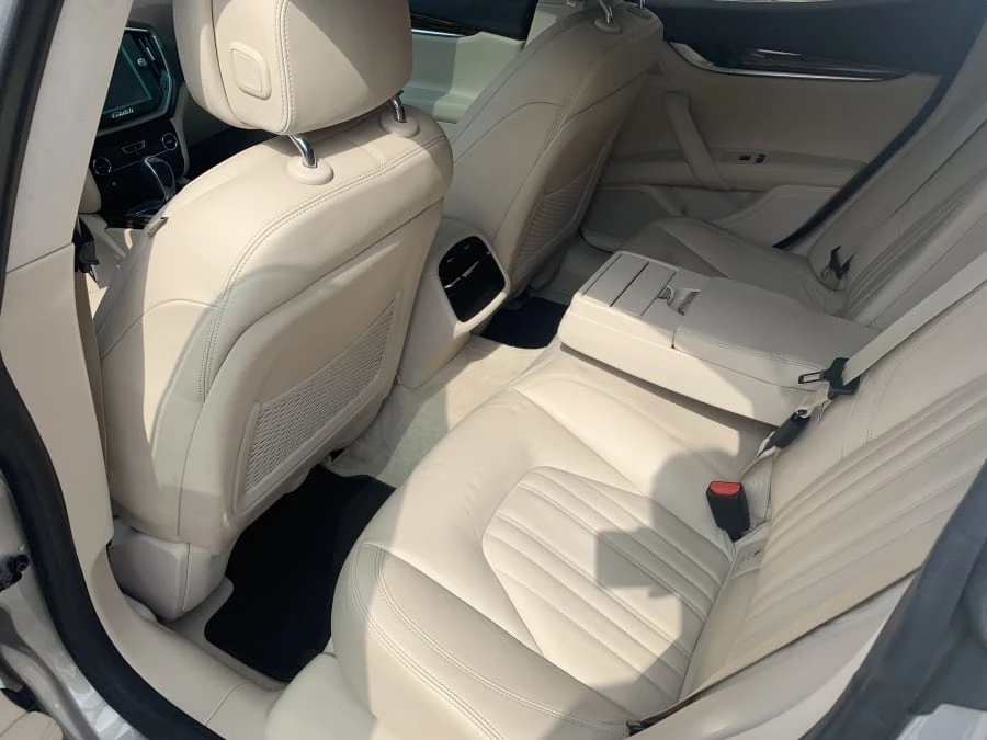 2014 Maserati Ghibli 3rd Gen - Image 5 of 8