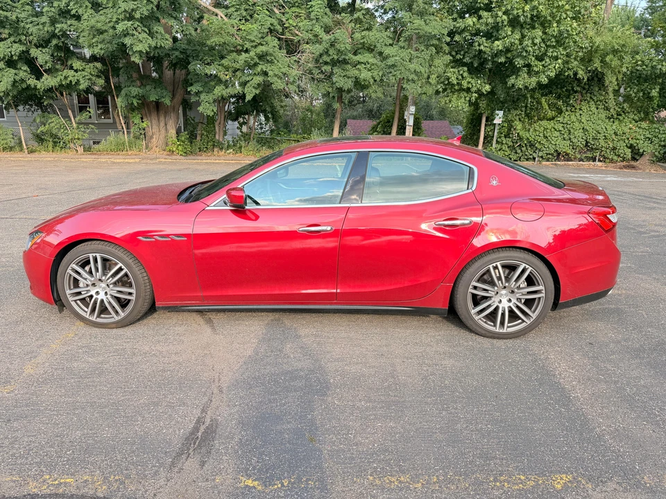 2014 Maserati Ghibli 3rd Gen - Image 10 of 31