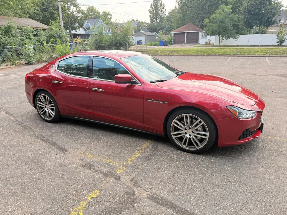2014 Maserati Ghibli 3rd Gen - Image 19 of 31