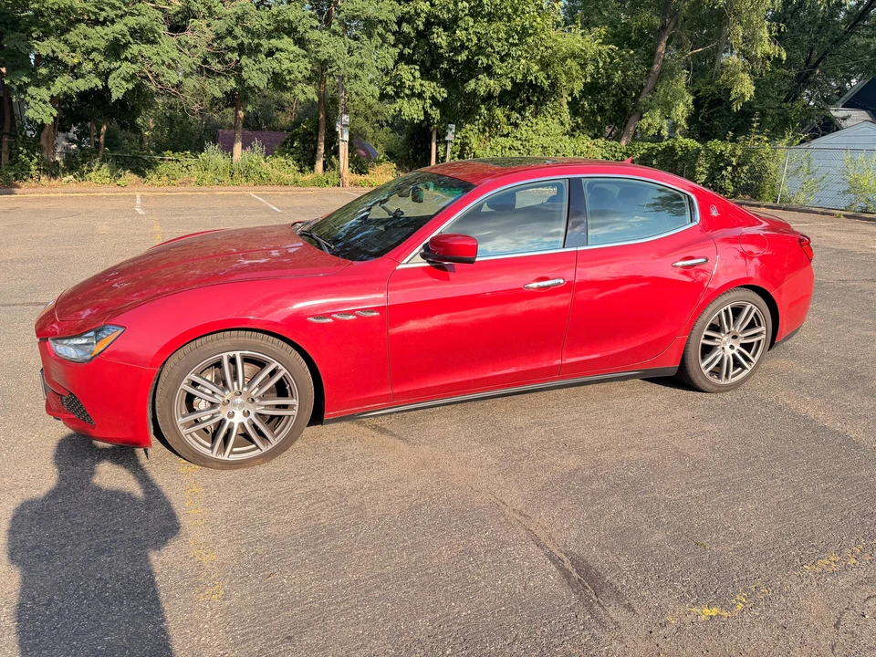 2014 Maserati Ghibli 3rd Gen - Image 9 of 31
