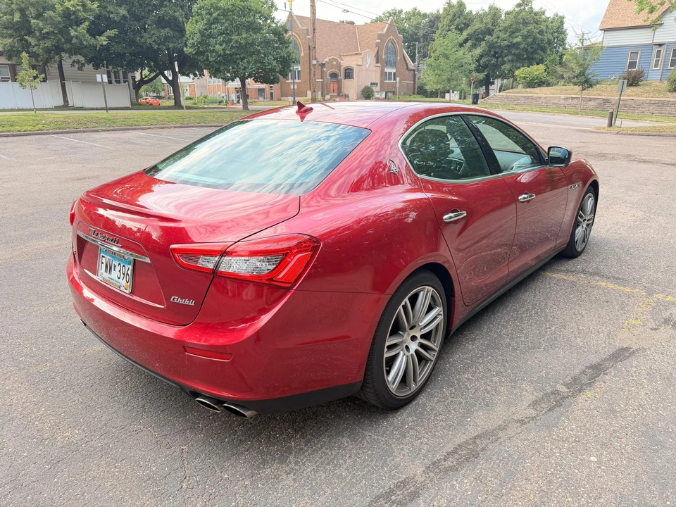 2014 Maserati Ghibli 3rd Gen - Image 18 of 31
