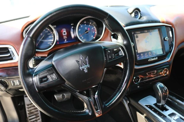 2014 Maserati Ghibli 3rd Gen - Image 5 of 8