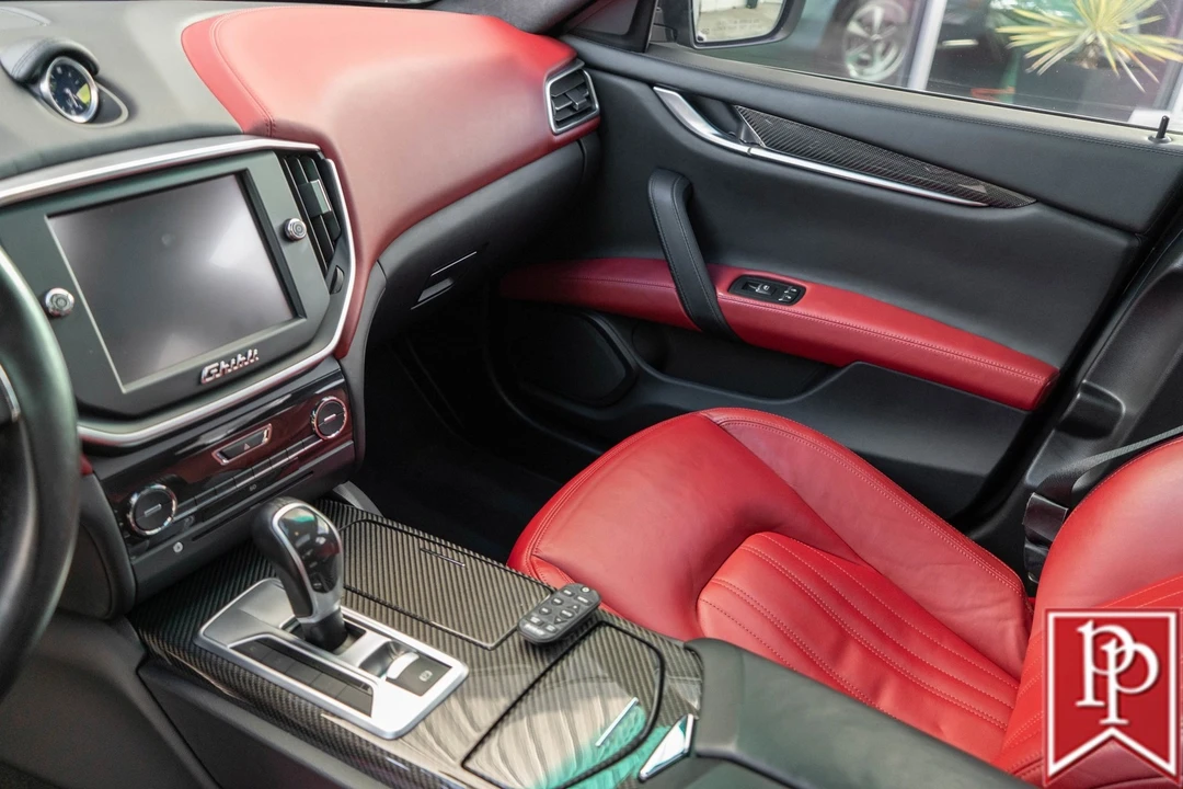 2014 Maserati Ghibli 3rd Gen - Image 16 of 21