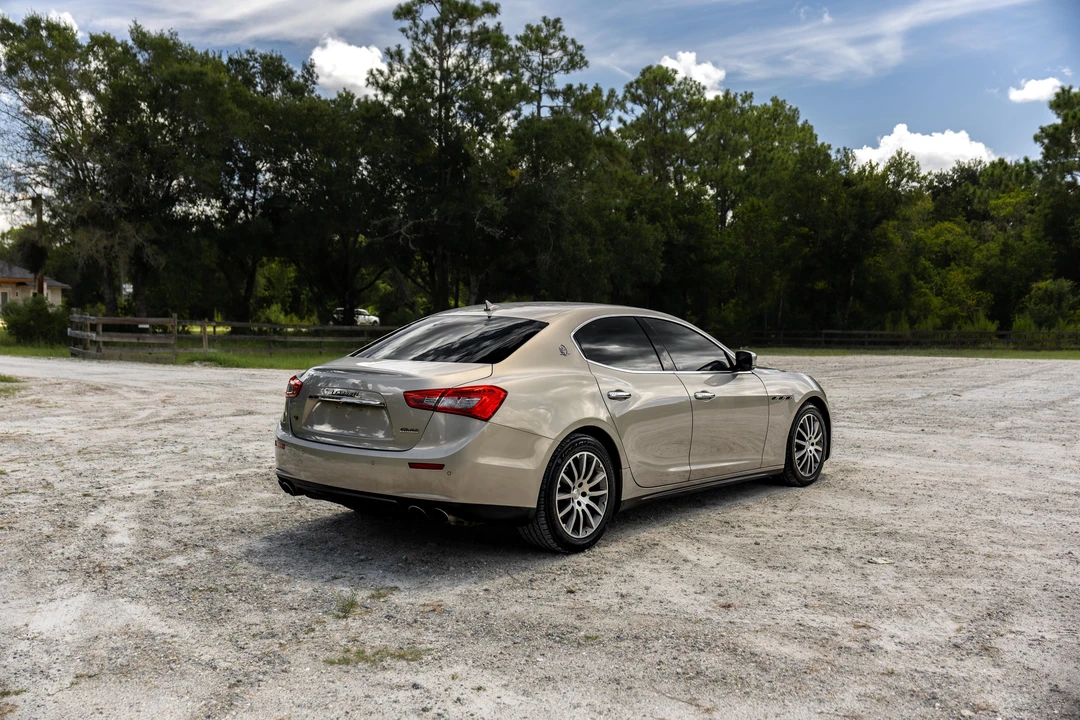 2014 Maserati Ghibli 3rd Gen - Image 21 of 31