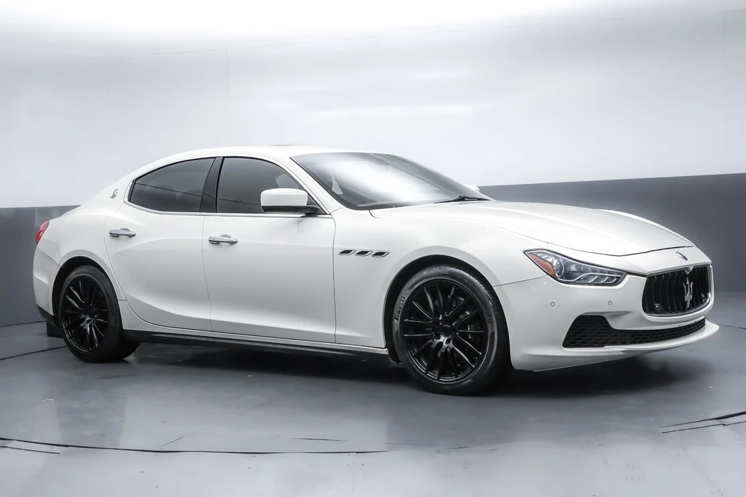2014 Maserati Ghibli 3rd Gen - Image 29 of 30