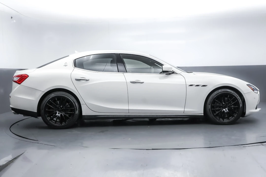 2014 Maserati Ghibli 3rd Gen - Image 4 of 30