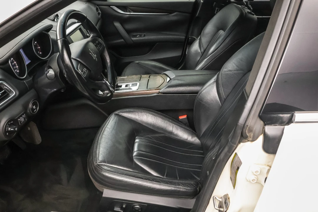 2014 Maserati Ghibli 3rd Gen - Image 6 of 12